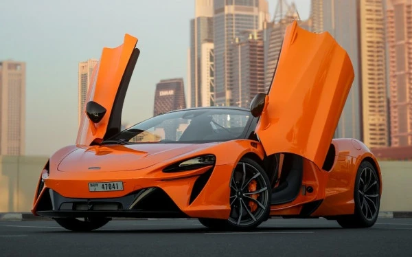 McLaren Artura
