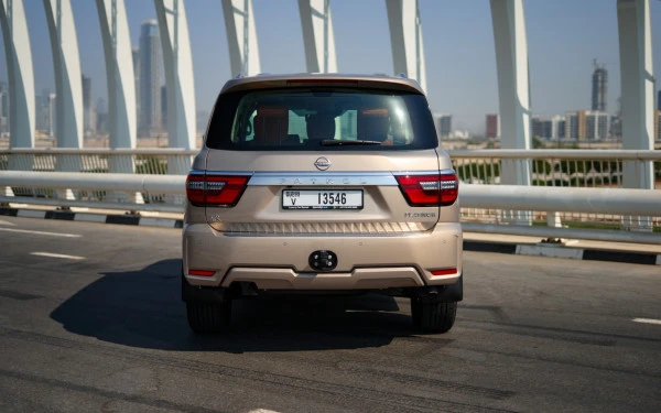 Beige Nissan Patrol Platinum V6 Photo 3