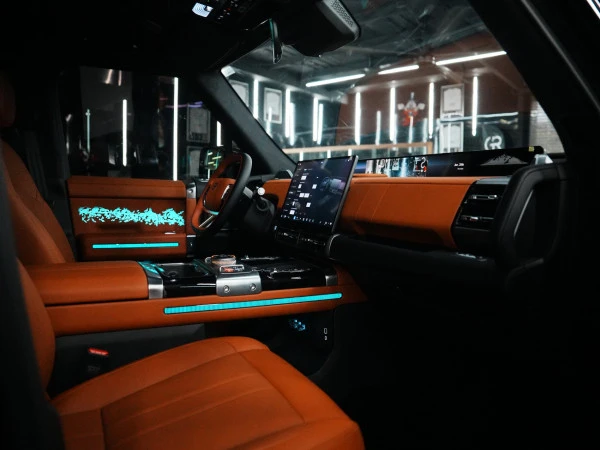 Black Jetour G700 Photo 3