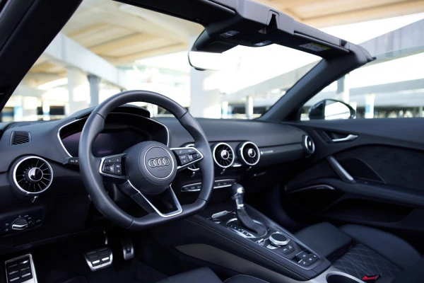 Черный Audi TT Photo 6