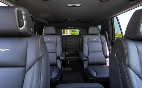 Черный Cadillac Escalade Photo 8