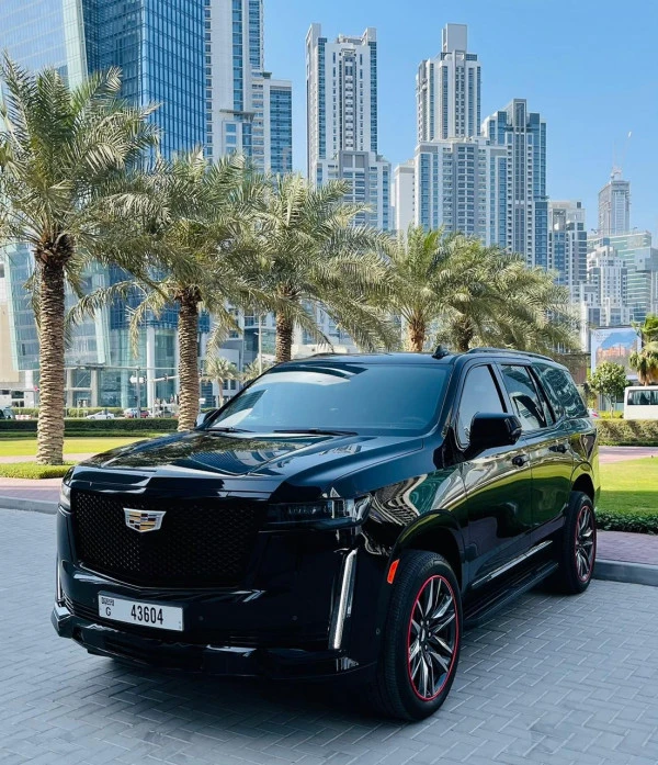 Черный Cadillac Escalade Photo 2