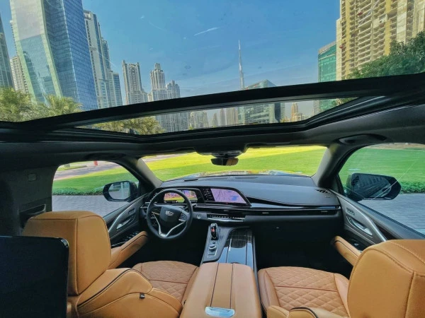Черный Cadillac Escalade Photo 5