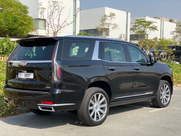 Черный Cadillac Escalade Photo 2