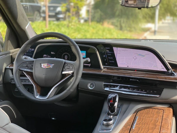 Черный Cadillac Escalade Photo 5