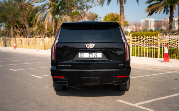 Черный Cadillac Escalade Photo 5