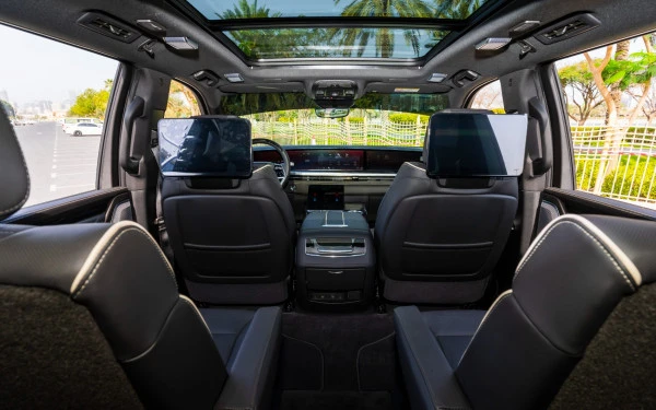 Черный Cadillac Escalade Photo 12