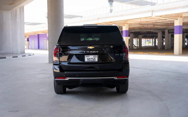 Black Chevrolet Tahoe Photo 2