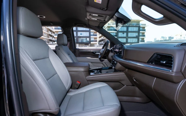 Black Chevrolet Tahoe Photo 12