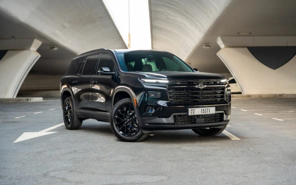 Черный Chevrolet Traverse Photo 6