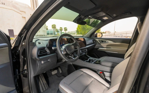 Черный Chevrolet Traverse Photo 7