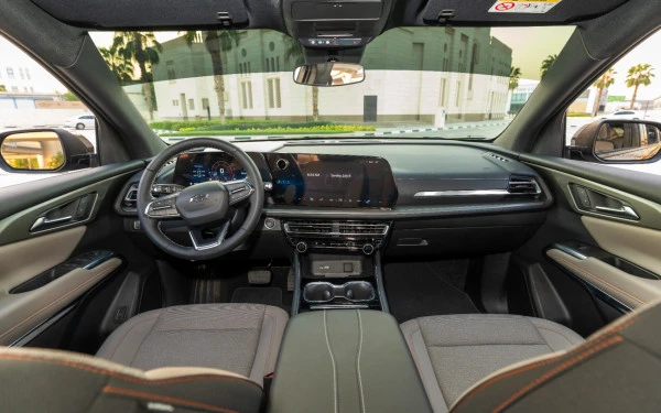 Черный Chevrolet Traverse Photo 12