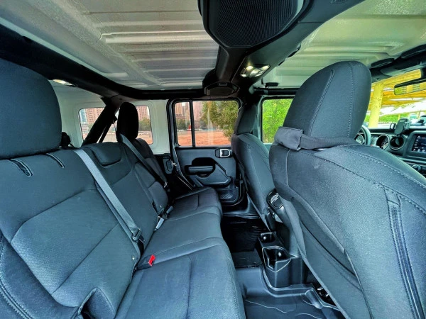 Черный Jeep Wrangler Photo 11