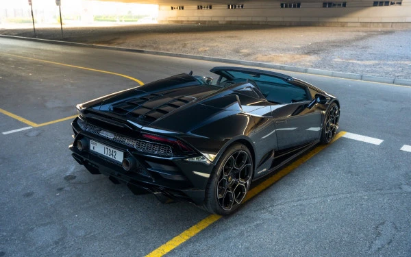Черный Lamborghini Evo Spyder Photo 5