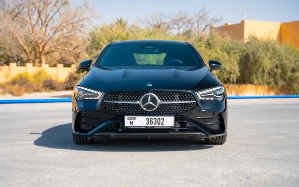 Black Mercedes CLA250 Photo 2