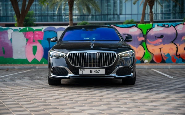Black Mercedes Maybach S580 Photo 4