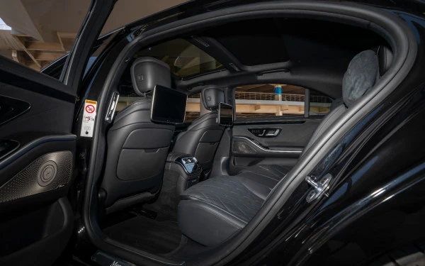 Black Mercedes S450 Maybach Kit Photo 13