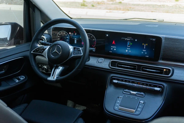 Черный Mercedes V300 Avantgarde Extra Long Photo 8