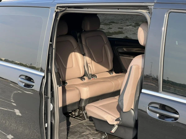 Черный Mercedes V250 Photo 2