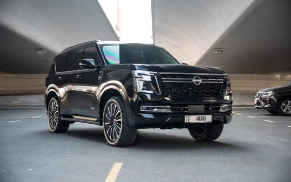 Black Nissan Patrol Platinum LE PLATI Photo 3