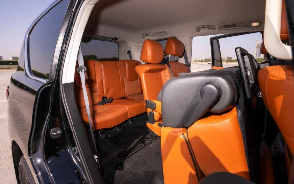 Black Nissan Patrol Platinum Photo 8
