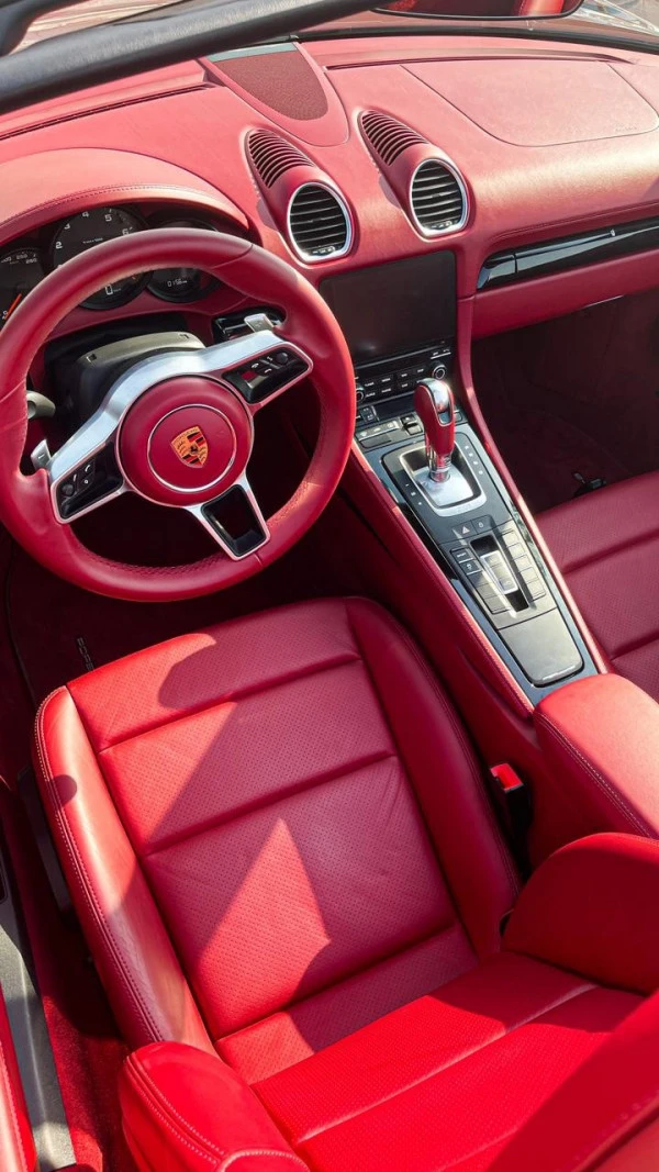 Черный Porsche Boxster Photo 3
