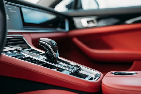 Черный Porsche Panamera Photo 5