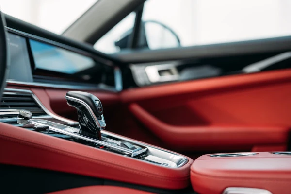 Черный Porsche Panamera Photo 6