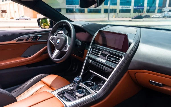 Dark Blue BMW 840i cabrio Photo 7