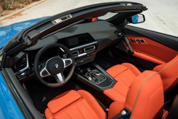 Синий BMW Z4 Photo 3