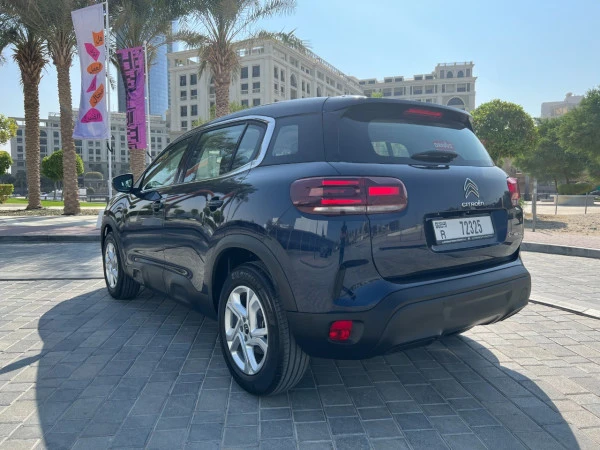 Blue Citroen C5 Aircross Photo 3
