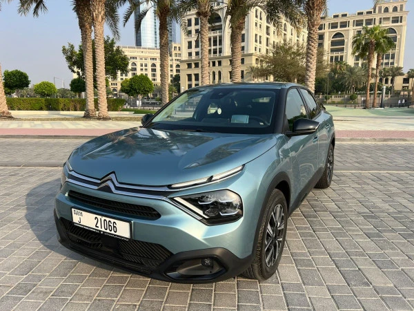 Blue Citroen C4 Photo 2