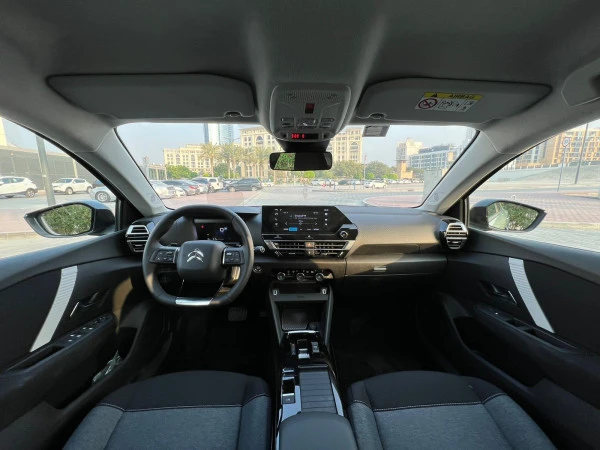 Blue Citroen C4 Photo 3