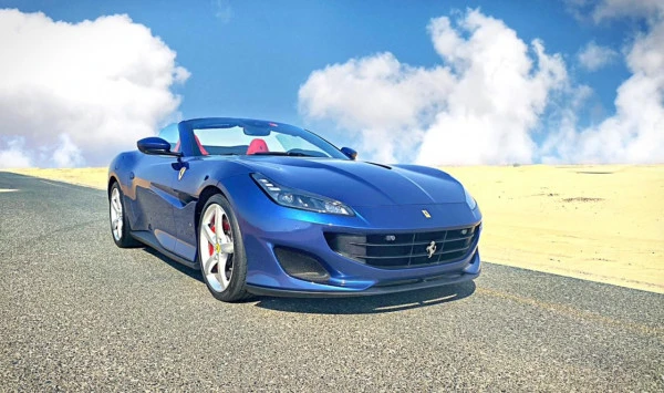 Blue Ferrari Portofino Rosso Photo 2