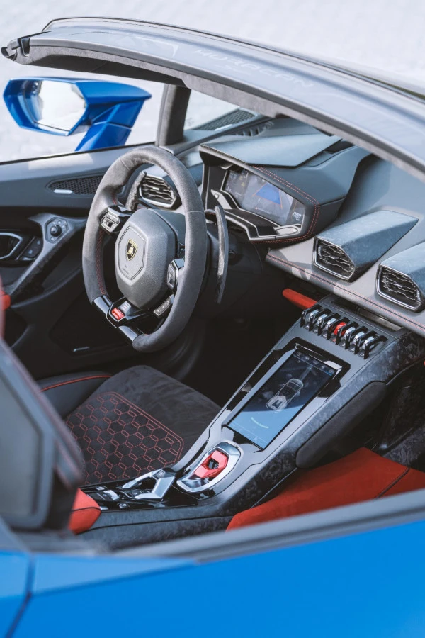 Синий Lamborghini Evo Spyder Photo 8