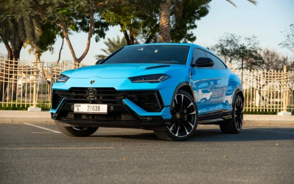 Blue Lamborghini Urus Photo 5