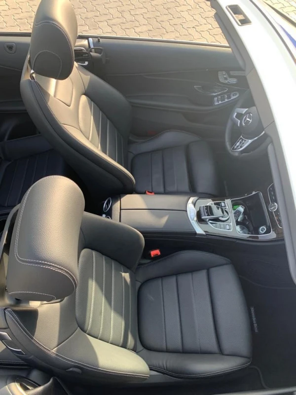 Blue Mercedes C300 cabrio Photo 5