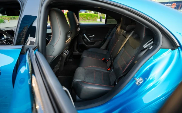 Blue Mercedes CLA200 Photo 17
