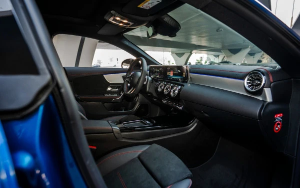 Blue Mercedes CLA200 Photo 11
