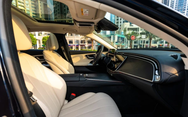 Синий Mercedes E200 Photo 13