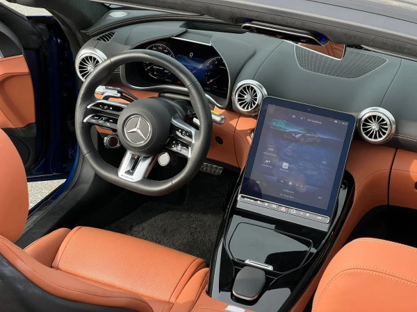 Blue Mercedes SL 43 AMG Photo 5