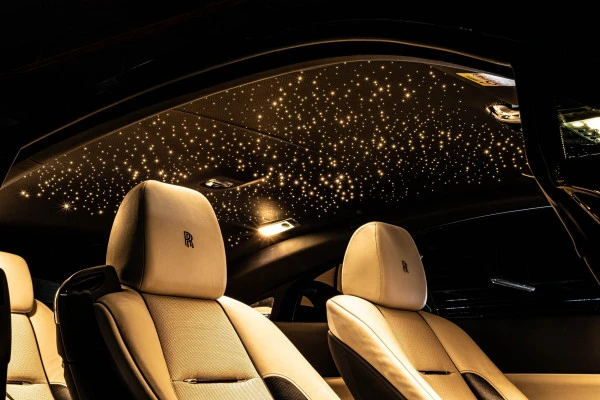 Blue Rolls Royce Wraith Photo 3
