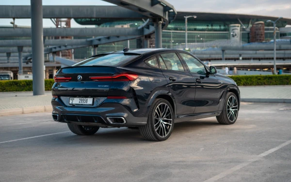 Dark Blue BMW X6 M-kit Photo 5