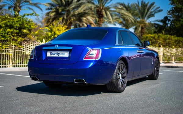 Dark Blue Rolls Royce Ghost Photo 3