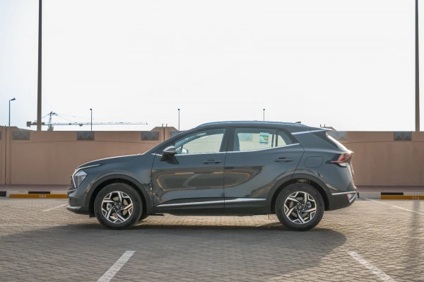 Dark Grey KIA Sportage Photo 2