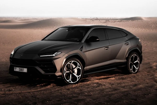 Темно-серый Lamborghini Urus Photo 5