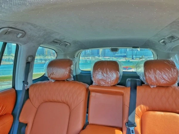 Gold Nissan Patrol V6 Photo 4