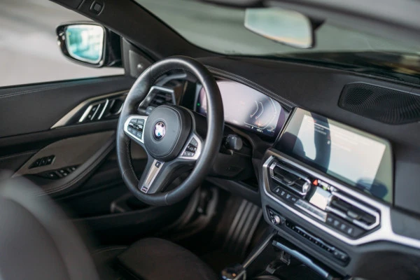 Green BMW 430i cabrio Photo 4