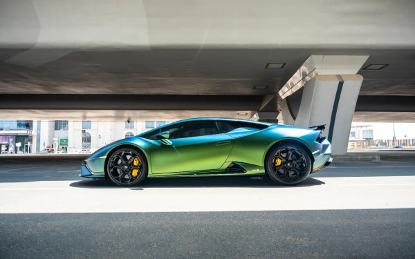Зеленый Lamborghini Huracan Tecnica Photo 5