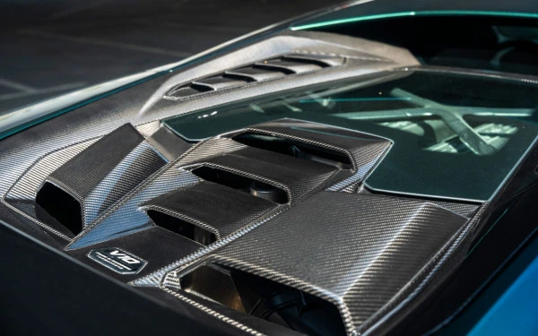 Зеленый Lamborghini Huracan Tecnica Photo 9